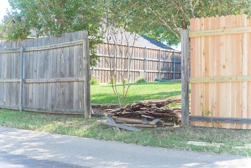 Why Fence Replacement Cleanup Matters