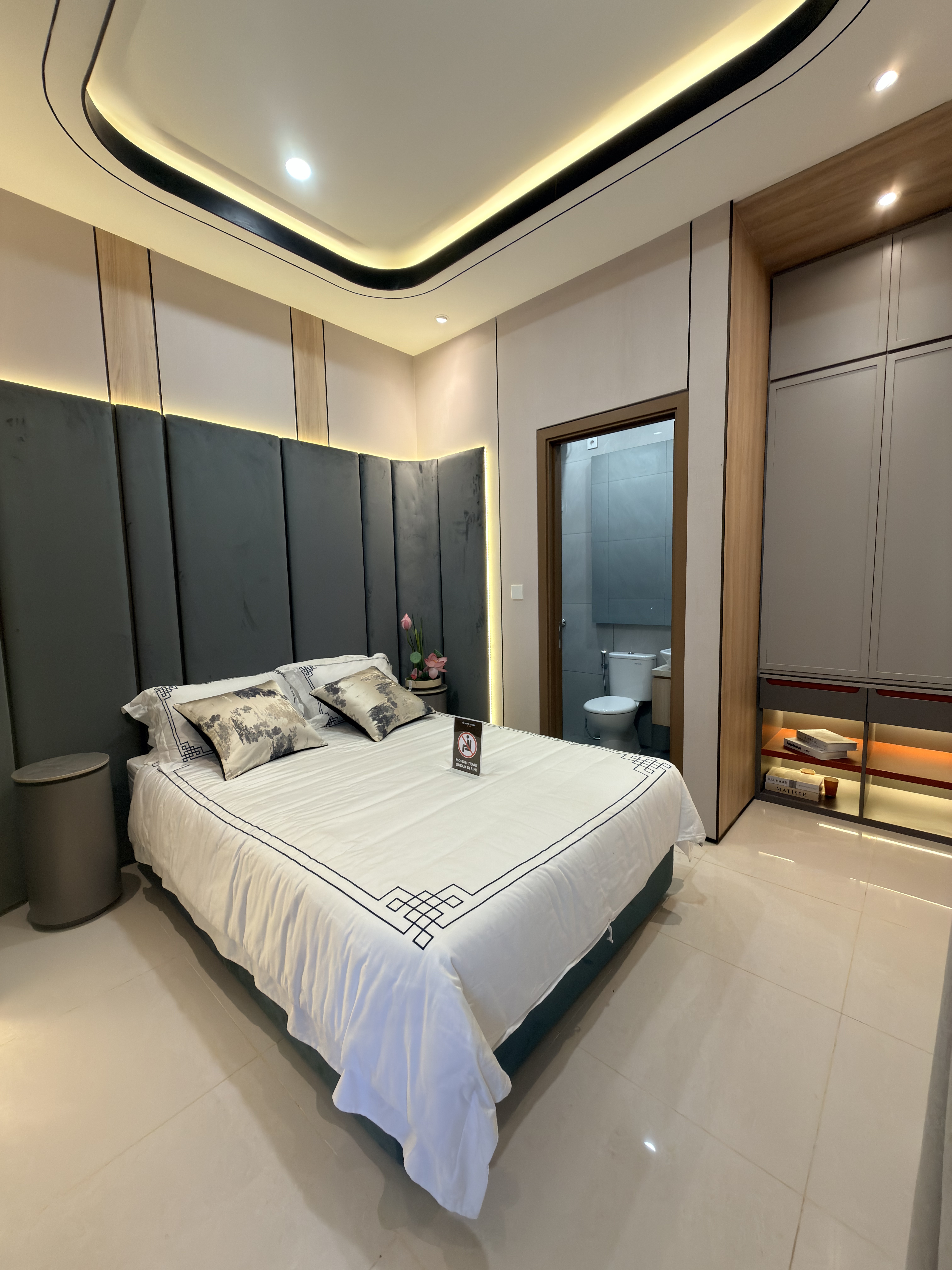 Rumah 5+1KT di Cluster Damar, Pacific Garden Puri, Jakarta Barat