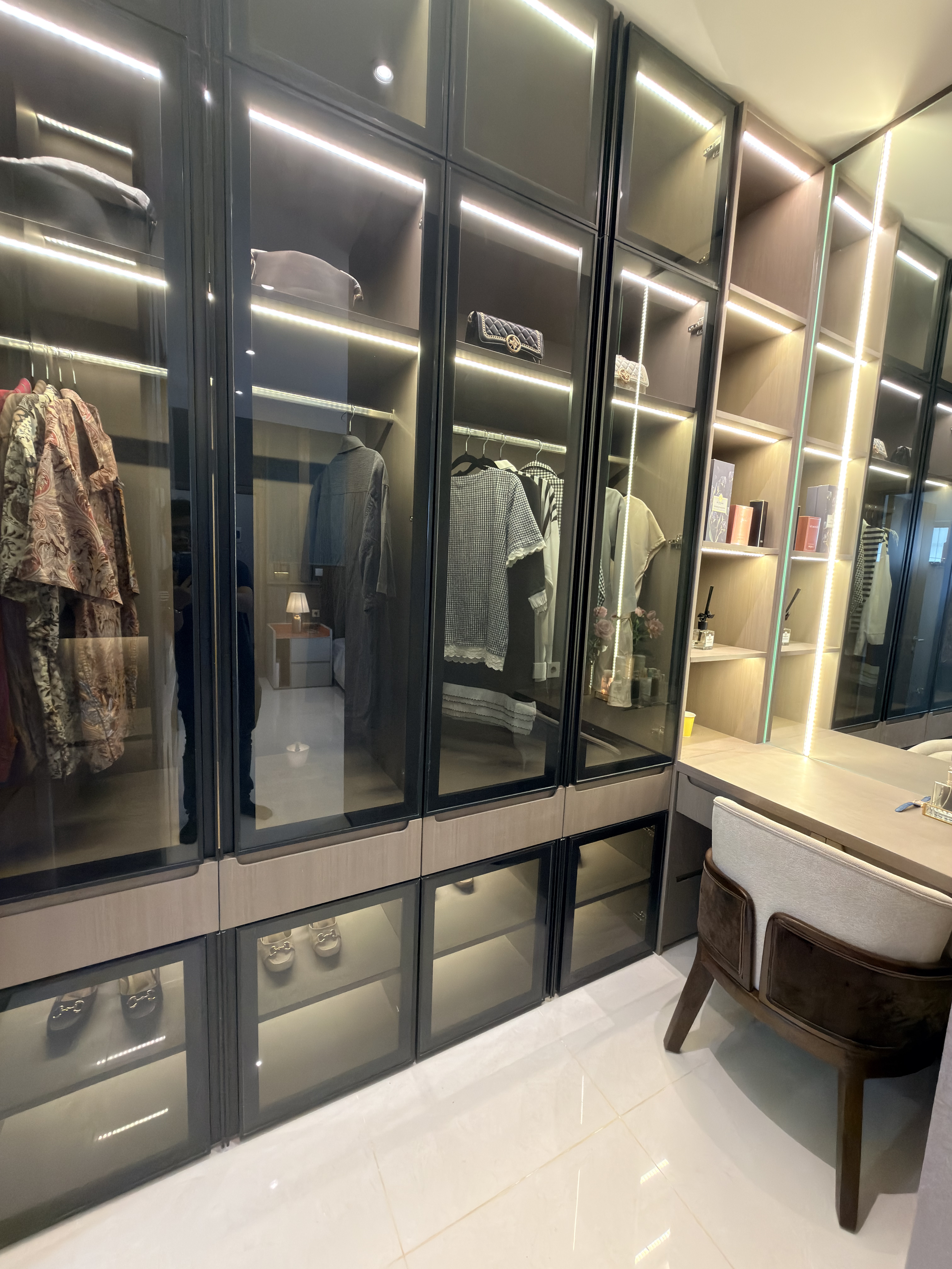 Rumah 5+1KT di Cluster Damar, Pacific Garden Puri, Jakarta Barat