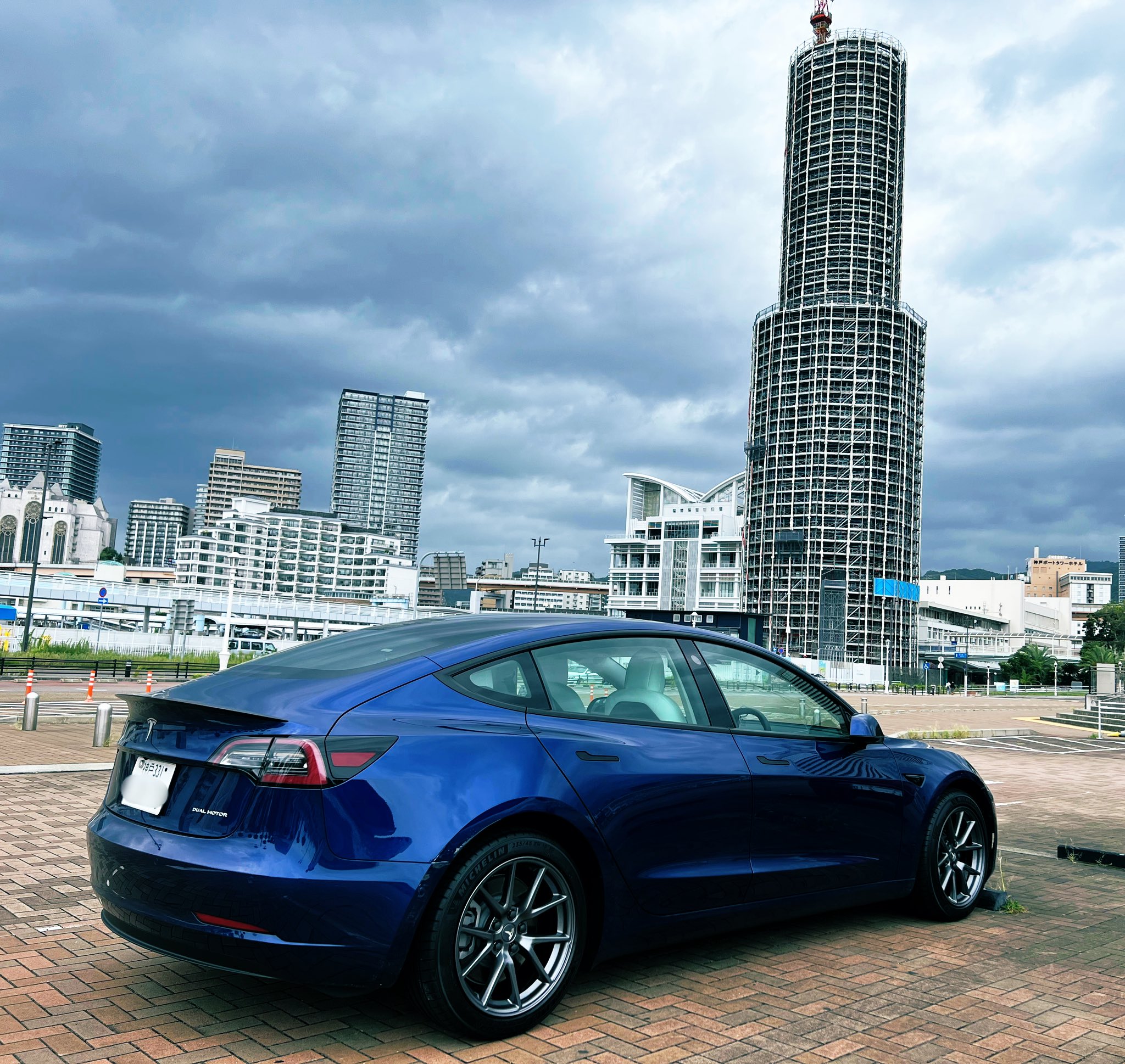 モデル3純正18インチに交換 – Pure EV テスラのある未来