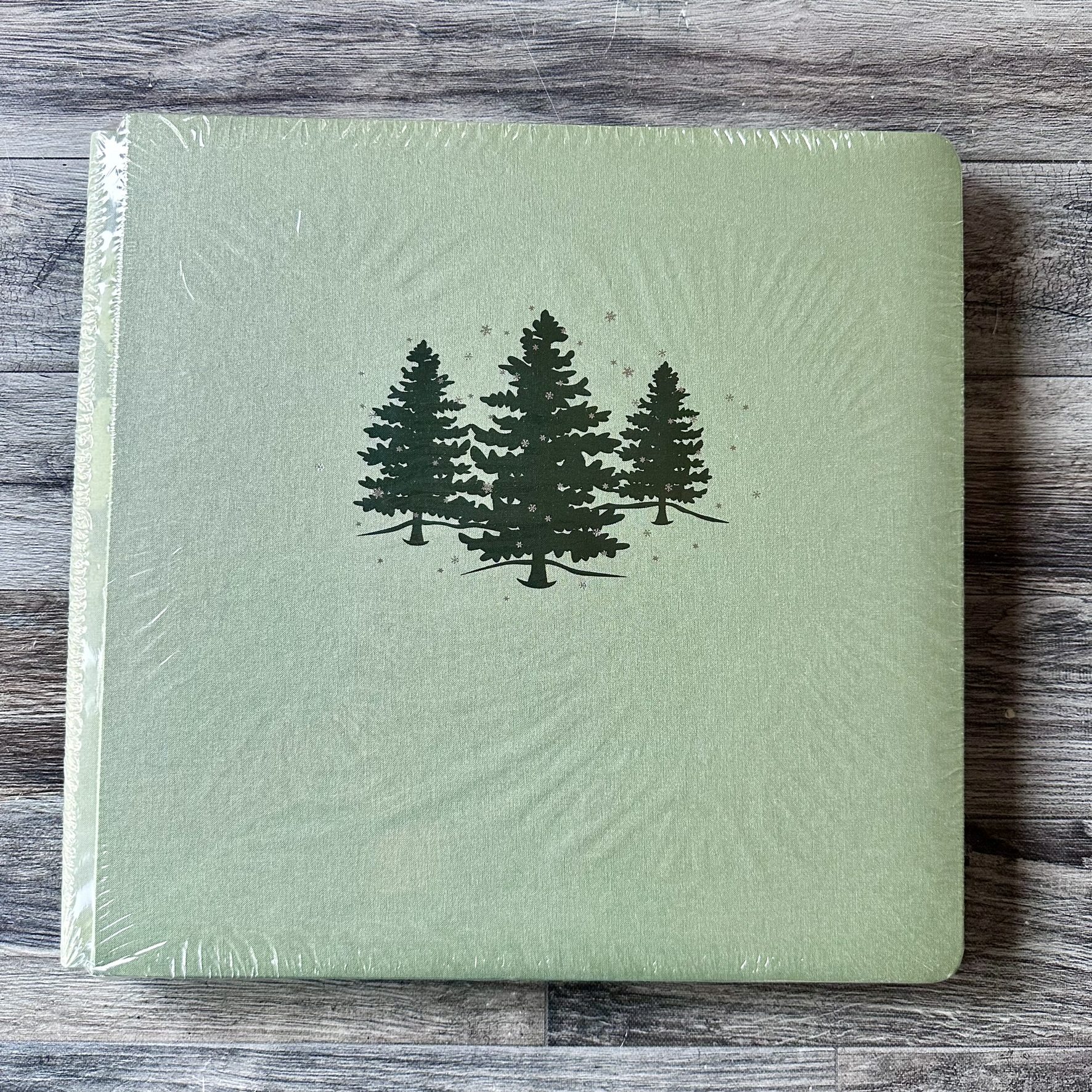 Creative Memories 12x12アルバム グリーン Amazon.com: 12x12 Jade Light Green Blend & Bloom Album Book
