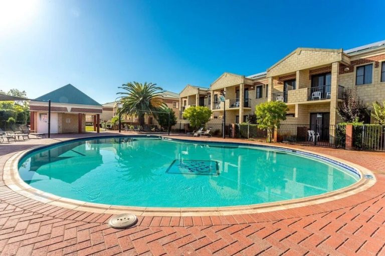 7 best perth airport hotels