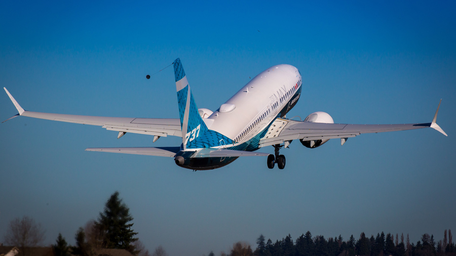 Boeing MAX7 first flight
