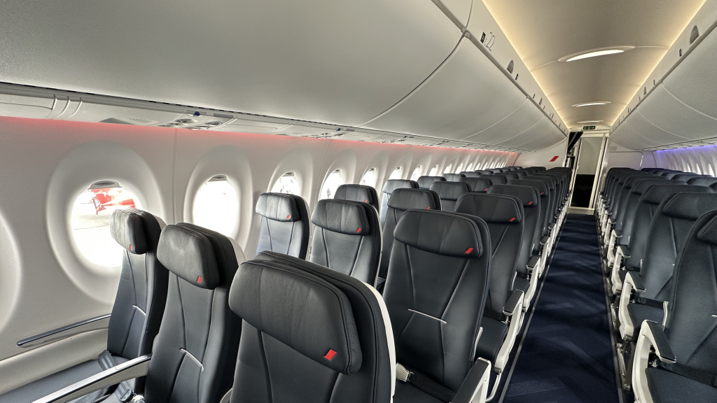 Airbus A220