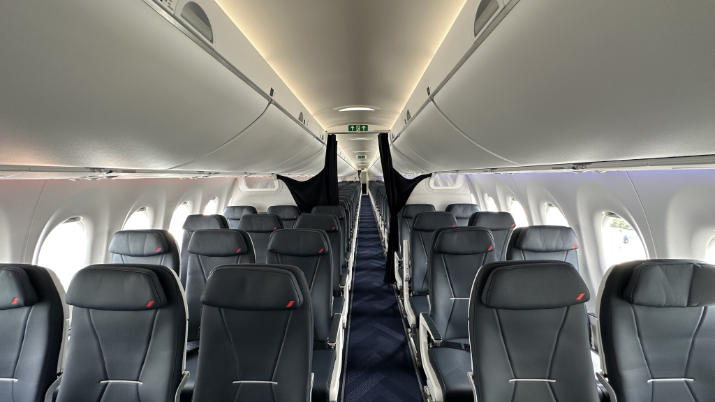 Airbus A220