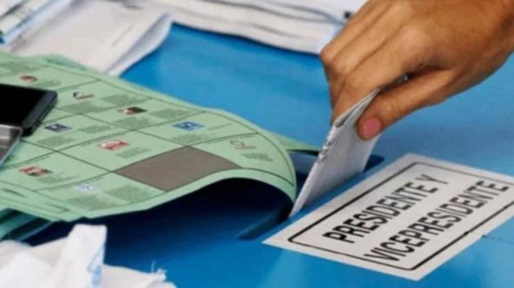 Campaña anticipada en Guatemala: Partidos políticos persisten en la práctica de realizar campaña antes del periodo permitido.