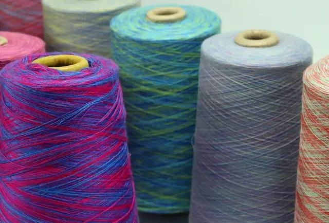 space dyed yarn