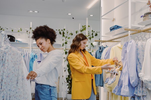 In-Store Tracking customer behavior