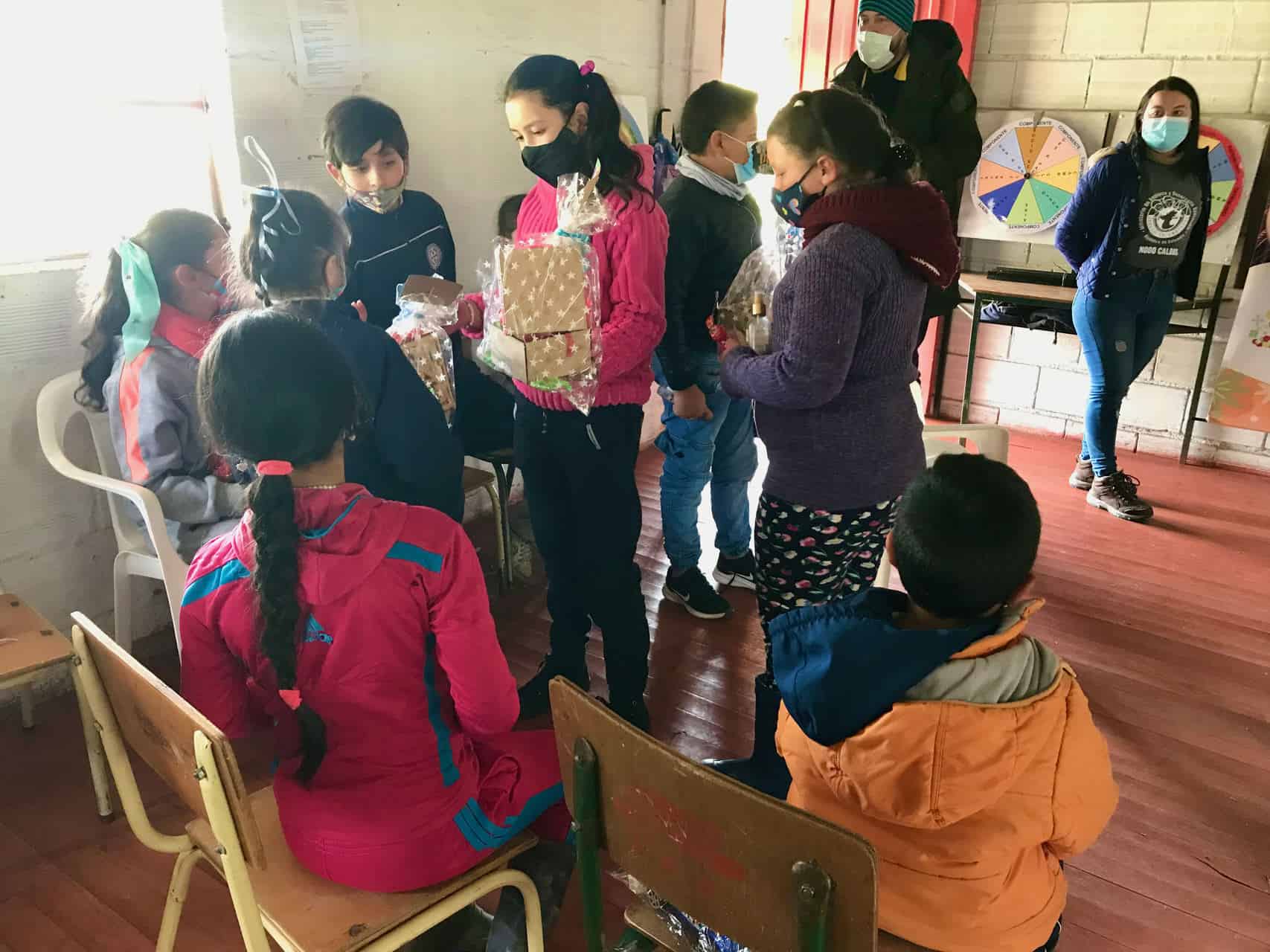 Geschenke nach dem Quiz (Bild: M. Schäfer)