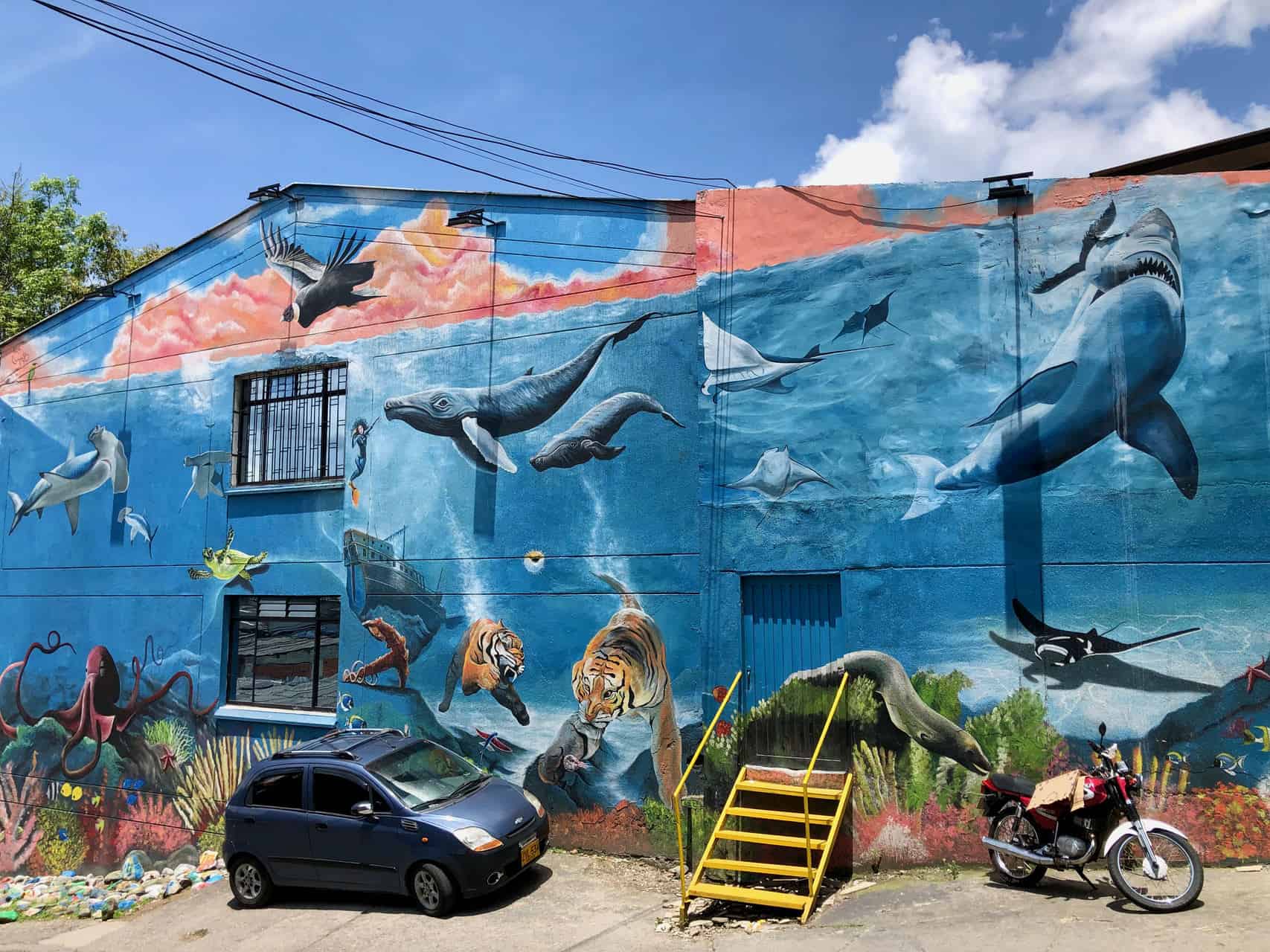 Ein Geschäftsgebäude (Bild: M. Schäfer)