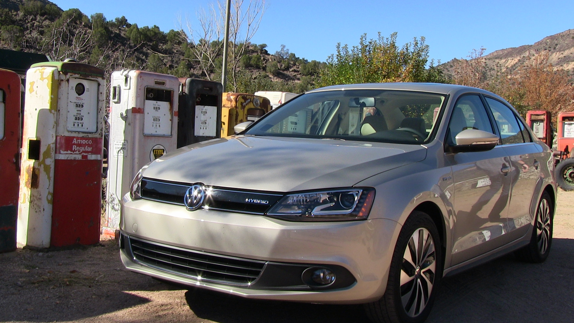 2013 volkswagen jetta hybrid 0-60 mph first drive review