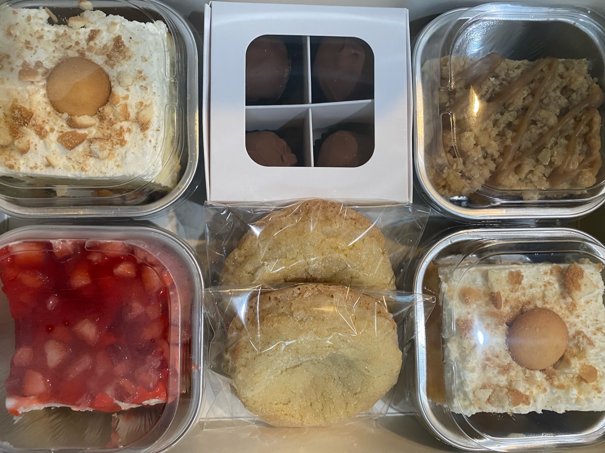 Medium Assorted Treat Box