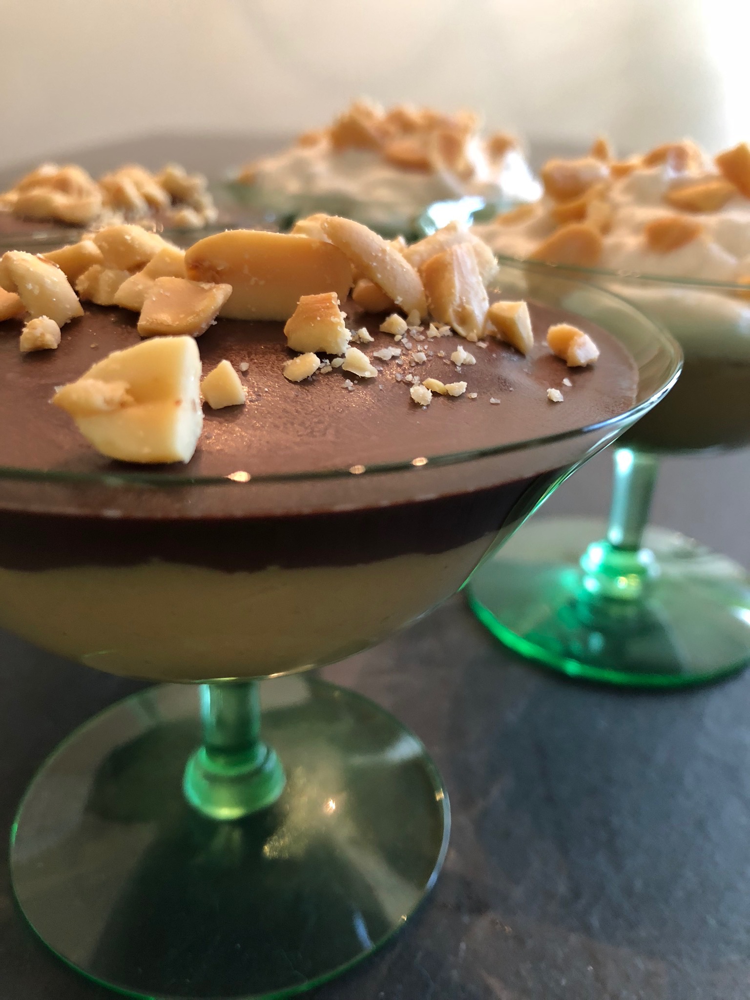 5-INGREDIENT VEGAN PEANUT BUTTER PUDDING