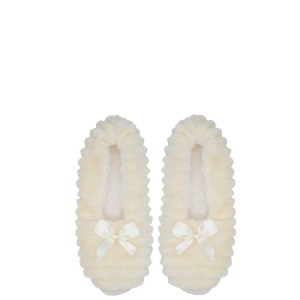 Cosy Fluffy Slippers (Cream Ribbed) - (+- Size 4 - 6)