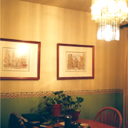 De-cluttered, Inviting, Table Straightened