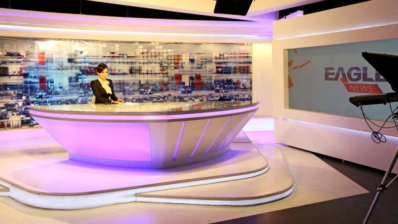 Stream Community Focus Eagle 99 By Bas Broadcasting Listen Online - Download Modern Mountain Pattern | 4K