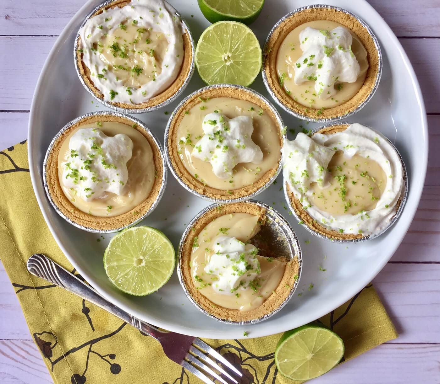 Mini no bake key lime pies