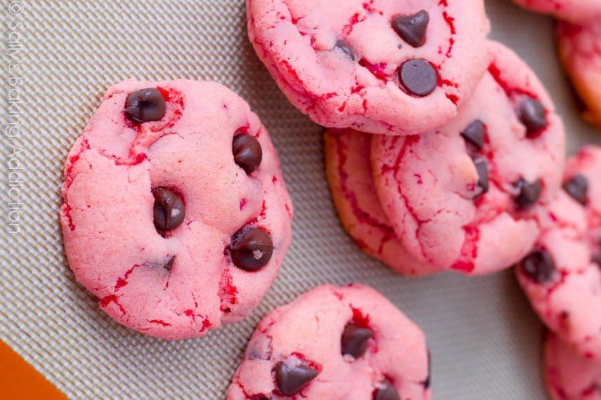 Strawberry chocolate chip cookies