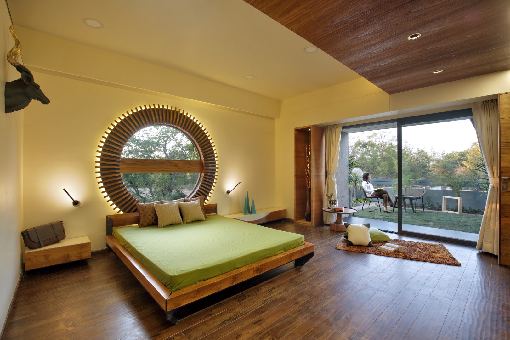 An Exposed Brick Front Elevation Gives The Villa An Evergreen Look Establish Designs Architects The Architects Diary