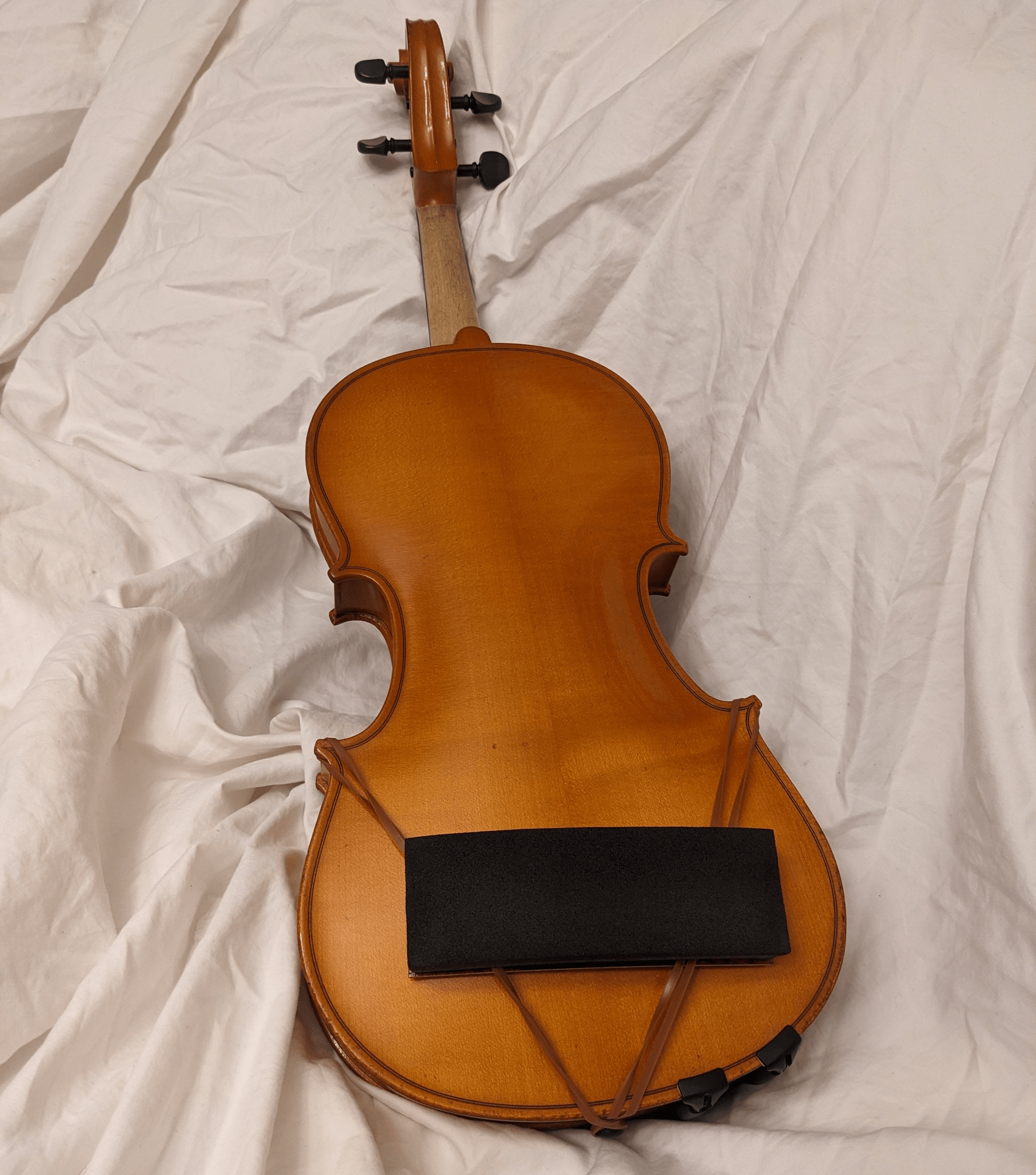 ArcRest Atar centered on 16" viola"