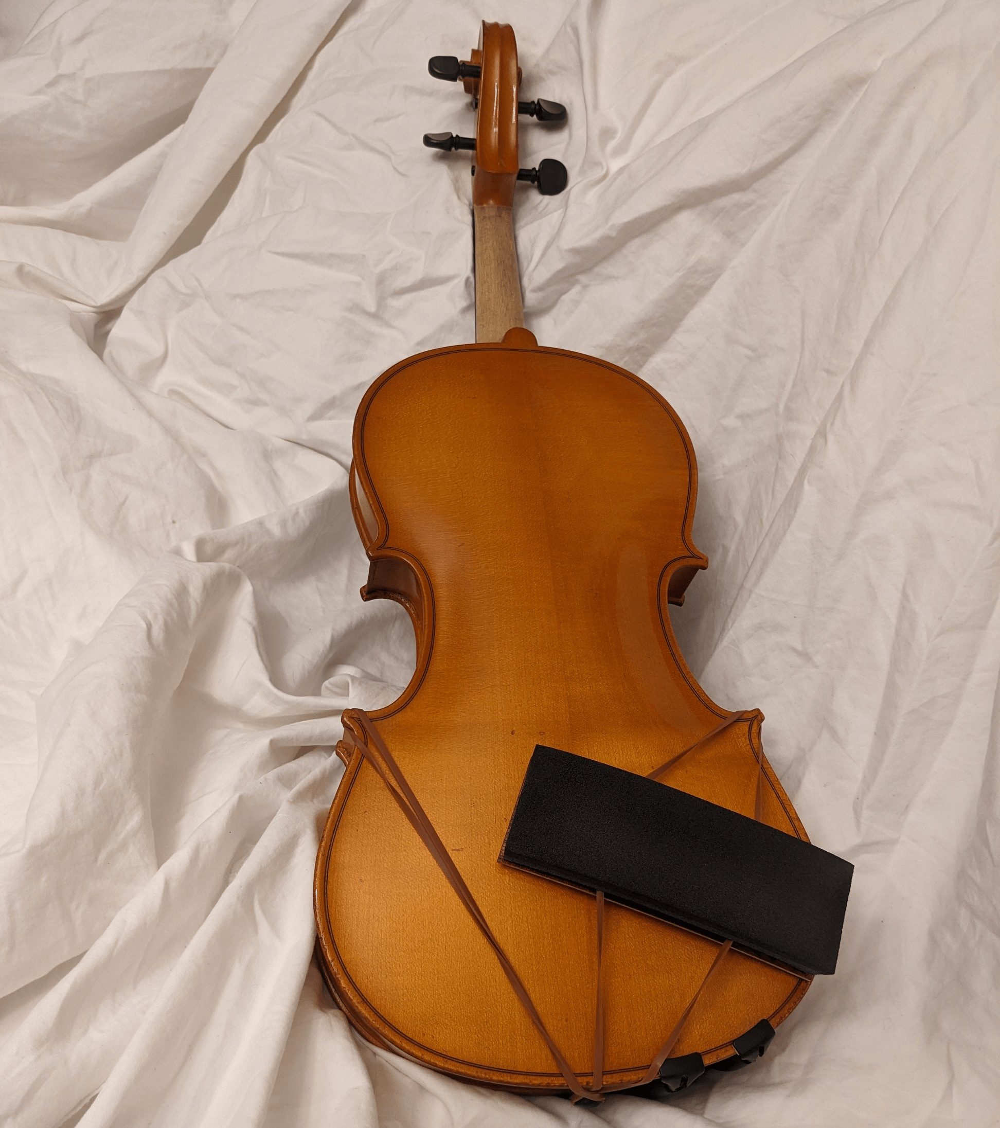 ArcRest Atar side-mounted on 16" viola"