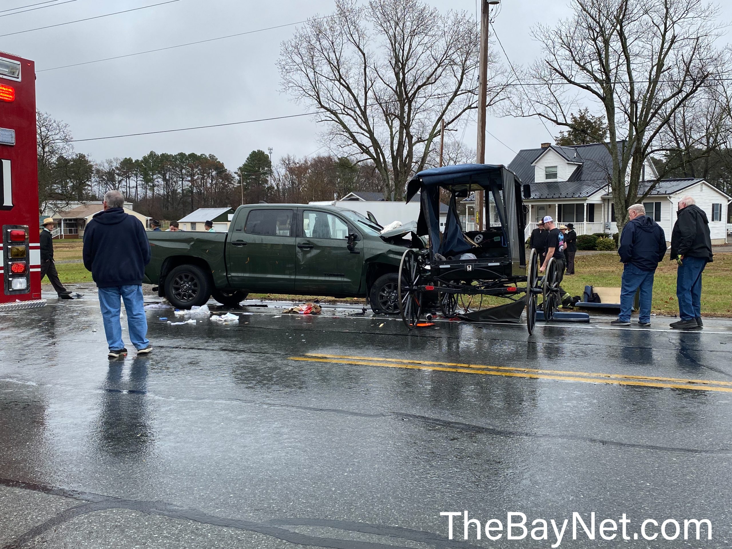 パンツ crash do buggy Motor Vehicle And Horse Buggy Collision Leave Multiple