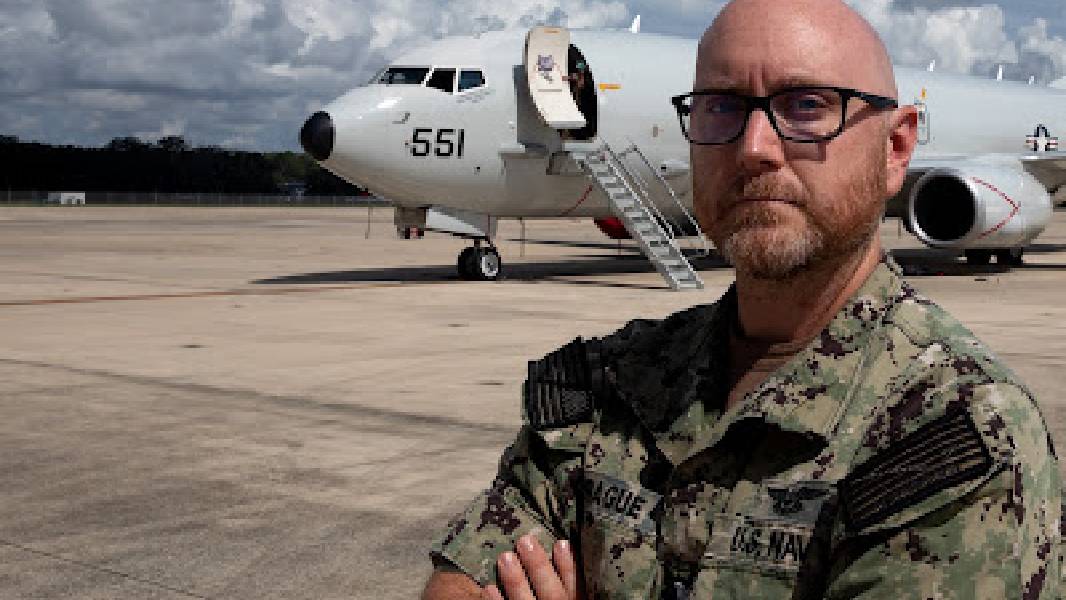 thebaynet.com - Navy Office of Community Outreach - Hollywood Native Serves With One Of Navy's Oldest Aviation Squadrons - The BayNet