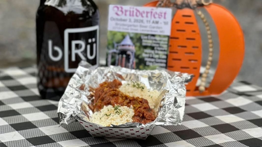 thebaynet.com - Sophia Blackwell - Br&uuml;derfest Leonardtown: Dachshund Races, Beer And Games
