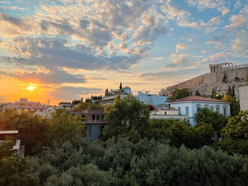 Order papaya, bananas, berries and pineapple as the namesake juice or blended into smooothies. 10 Rooftop Bars In Athens Greece You Must Visit The Beach Muse