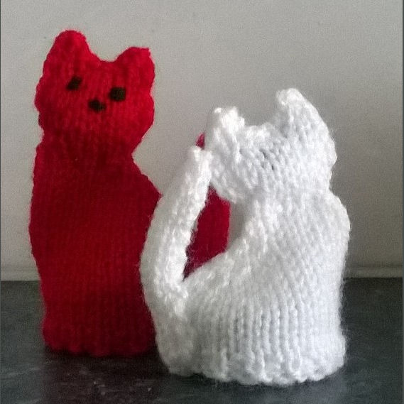 Cat-Innocent-Smoothie-Hat-Pattern