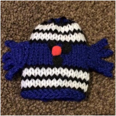 Miss-Whoops-Innocent-Smoothie-Hat-Pattern