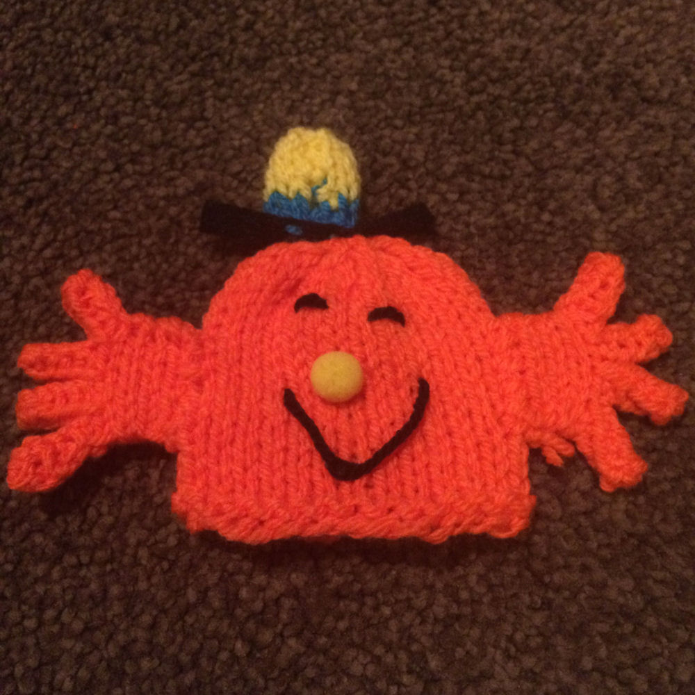 Mr-Cheerful-Innocent-Smoothie-Hat-Pattern