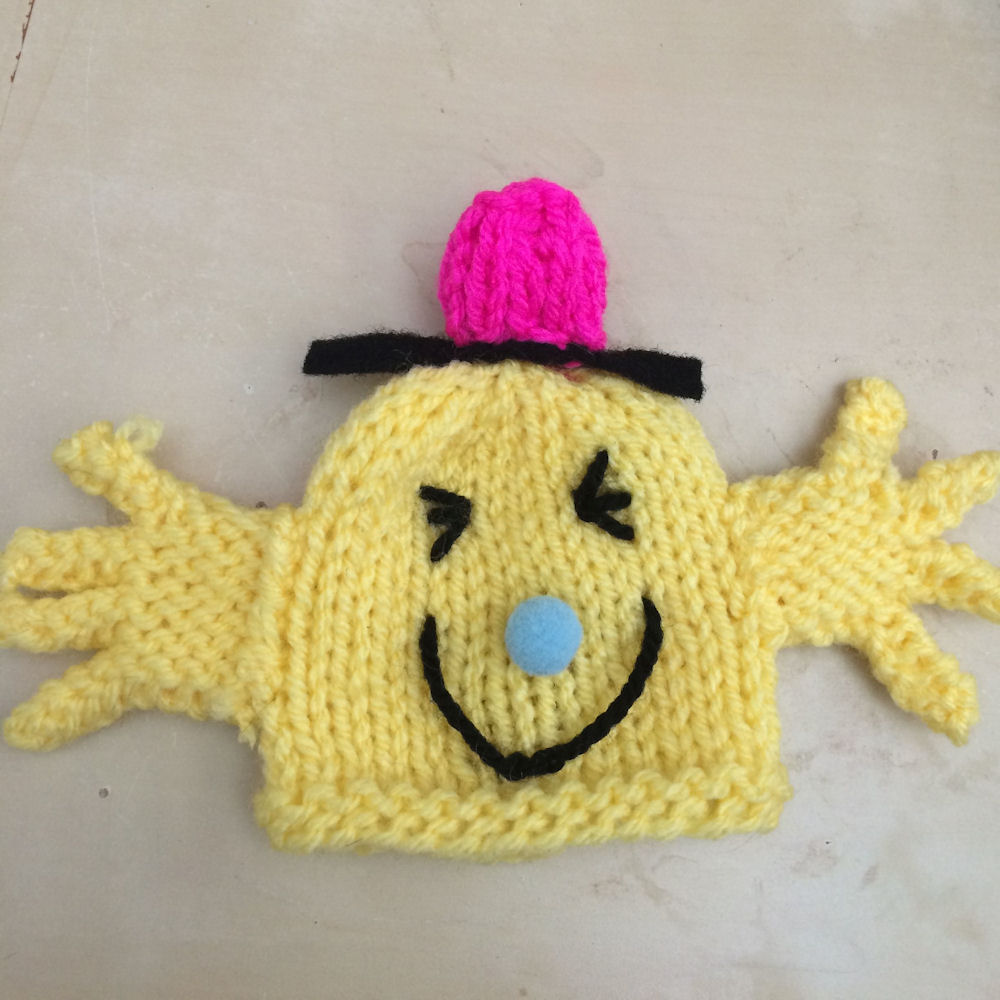 Mr-Mischief-Innocent-Smoothie-Hat-Pattern