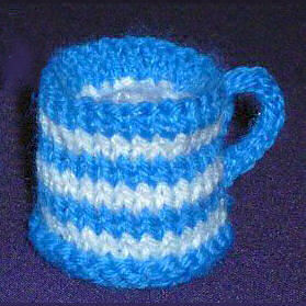 Mugs-Innocent-Smoothie-Hat-Pattern