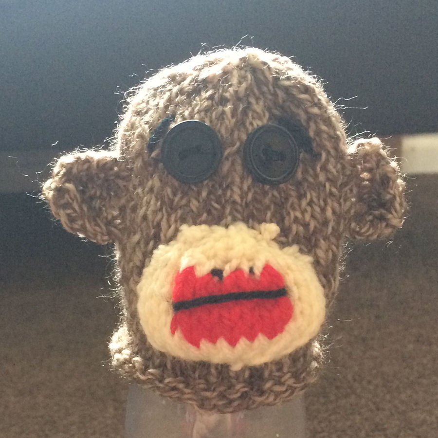 Sock-Monkey-Innocent-Smoothie-Hat-Pattern