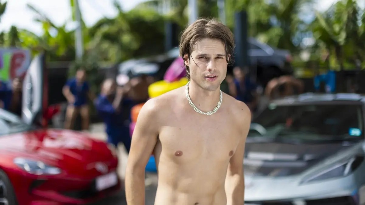 Bryce Dettloff Love Island Bio Age Height Family Career Net Worth