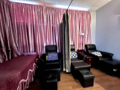 Well established massage business for sale (1000&1005-8580 alexandra road)