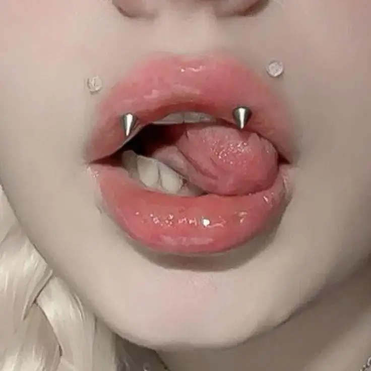 Fang Piercing