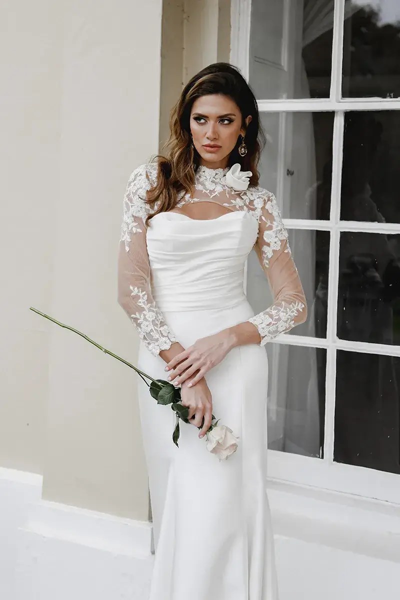 Modern Wedding Dresses-Miabelle-Seville