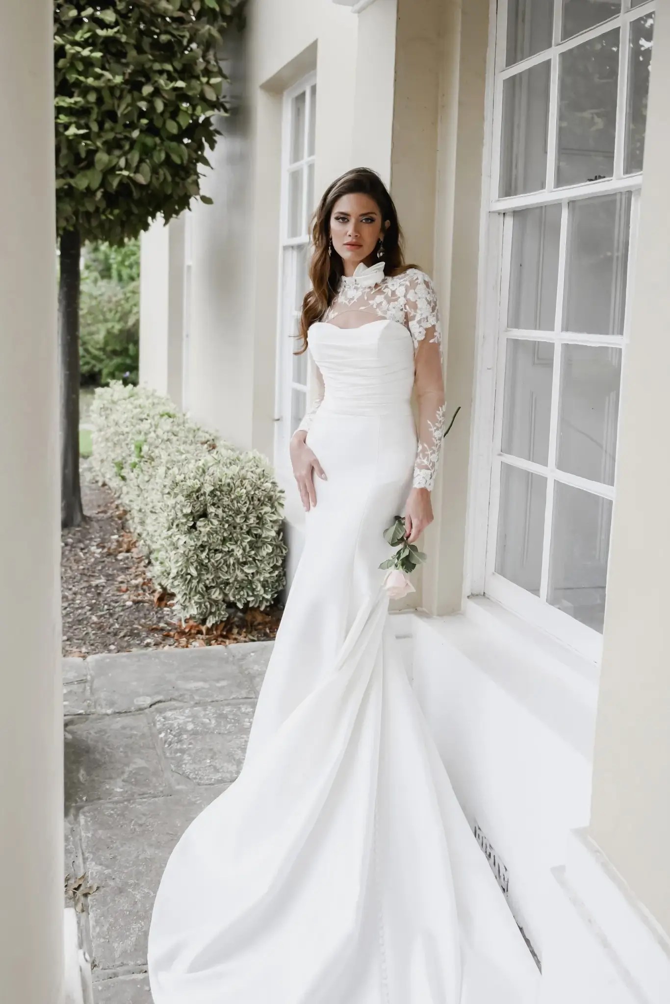 Modern Wedding Dresses-Miabelle-Seville