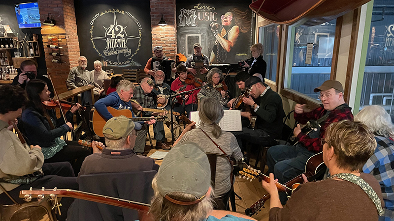 WNY Music — 42 North: Old Time String Jam -