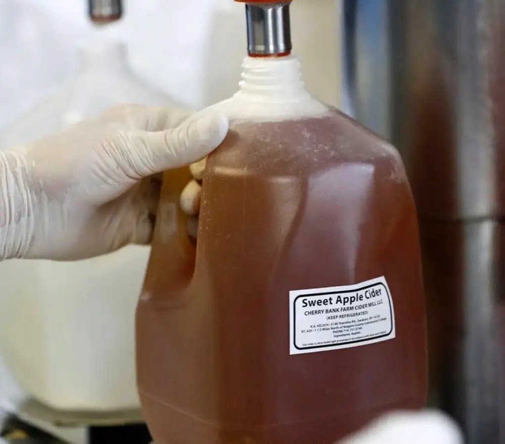 Four Bites: Sunday News — Flocking to Cherry Bank Farm for peak cider ecstasy and farm-fresh pies