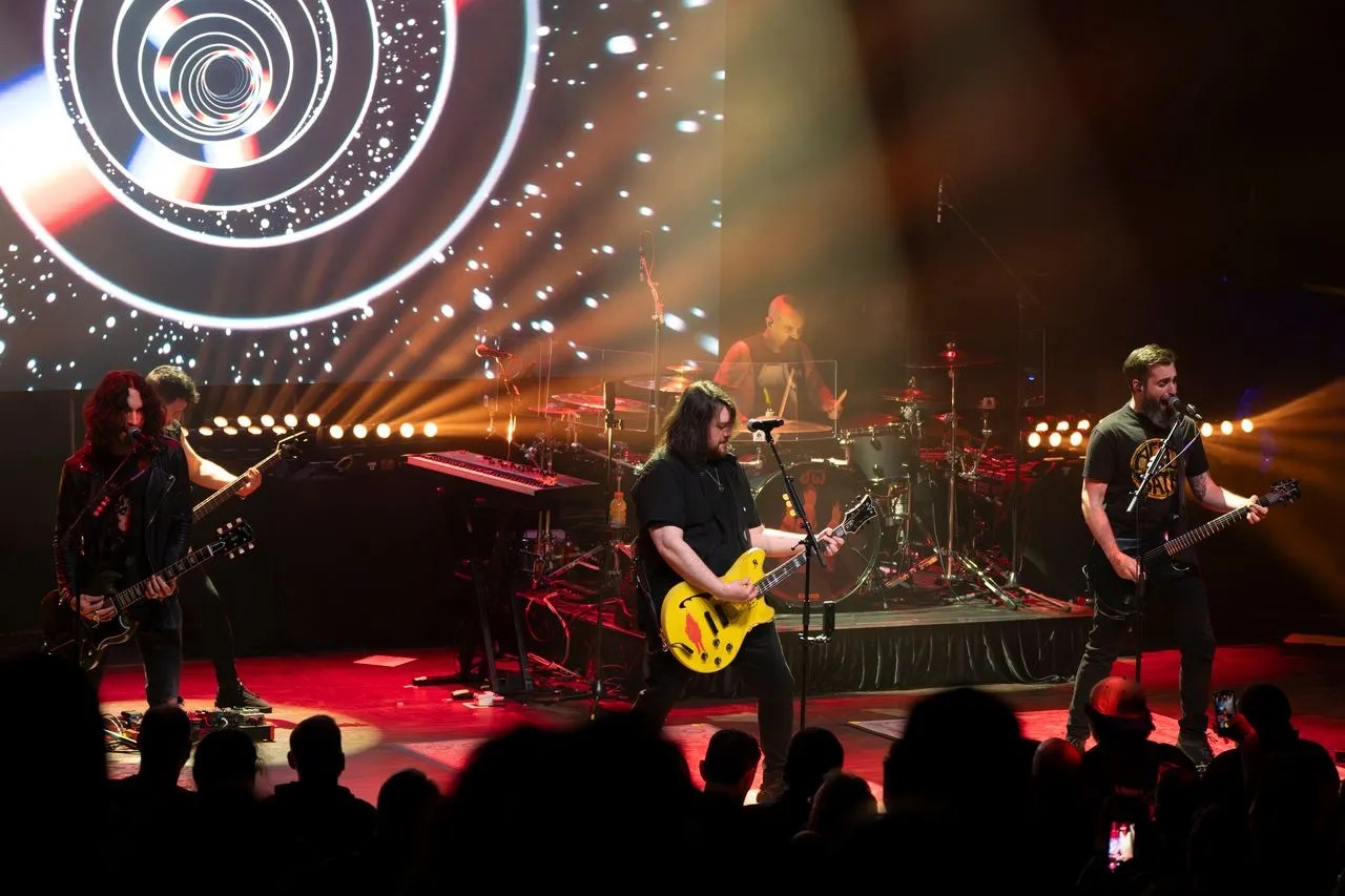 Miers on Music  — Review: ‘Child is Father to the Man’: Mammoth Crushes Buffalo