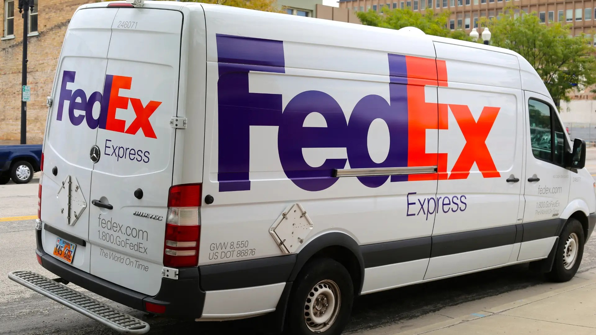 FedEx Freight Sets a Confident Course with Revenue Growth Forecast After Landmark Spin-Off