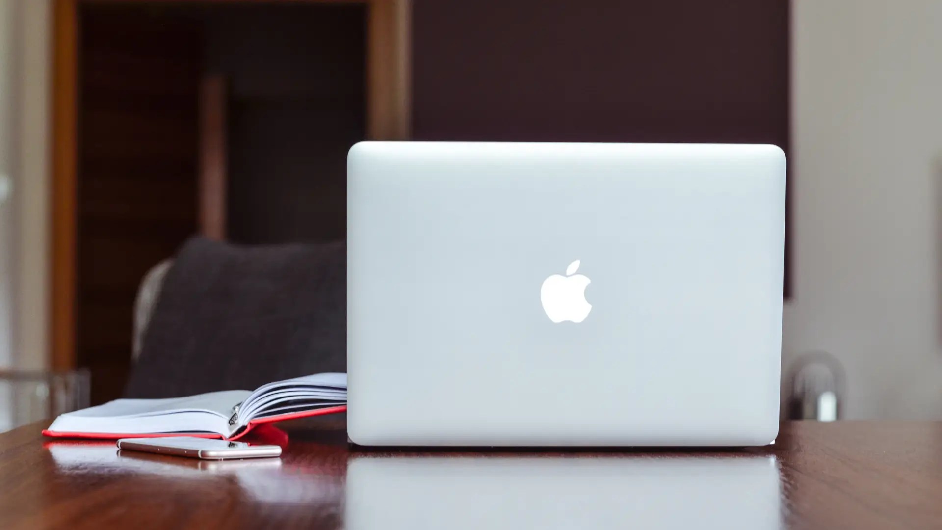 Apple’s $30 Billion Broadcom Deal Signals a New Era for American Chip Manufacturing