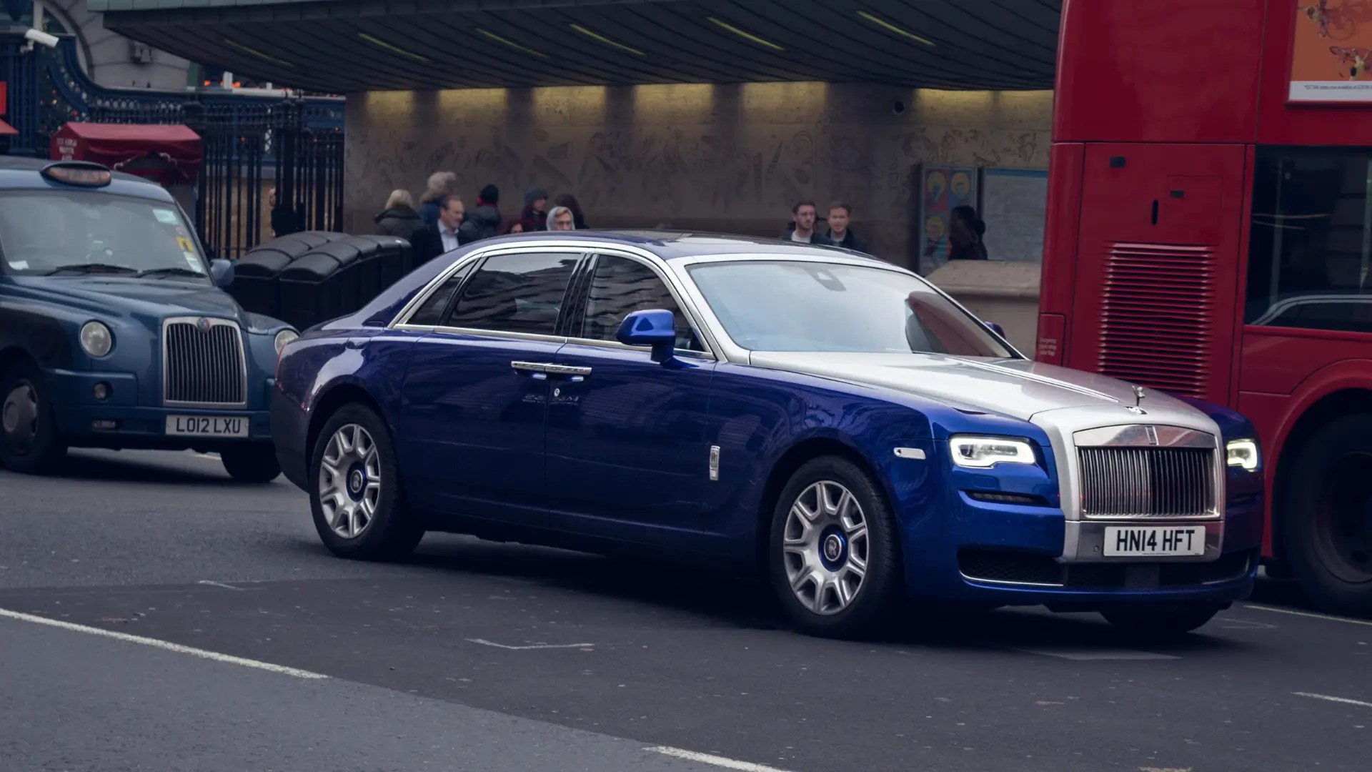 Rolls-Royce Accelerates Higher as Defence Demand and AI Infrastructure Fuel a New Era of Growth