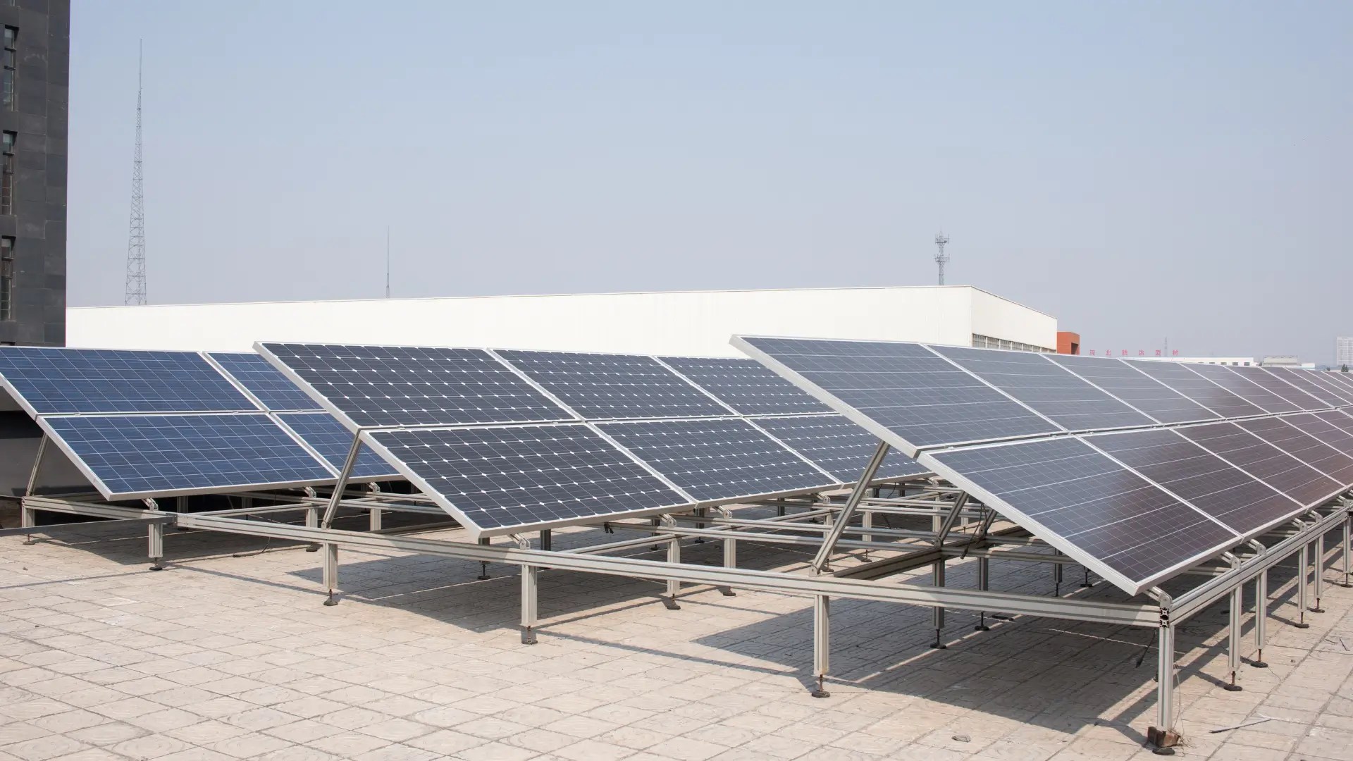 Trump’s New 15% Polysilicon Tariff Signals a Fresh Chapter in the US-China Trade Battle