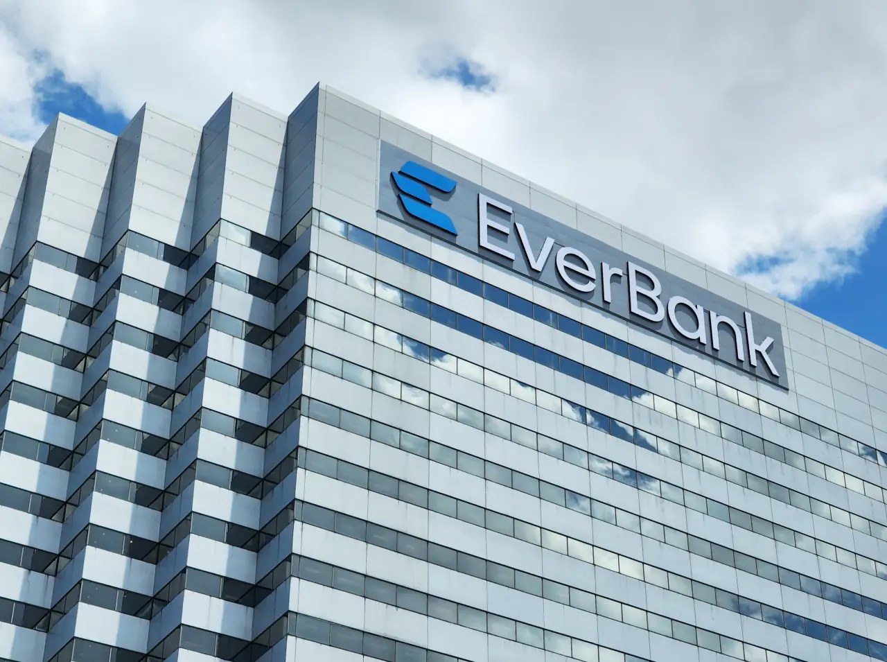Florida-based EverBank to combine with WaFd in $3.9 billion deal