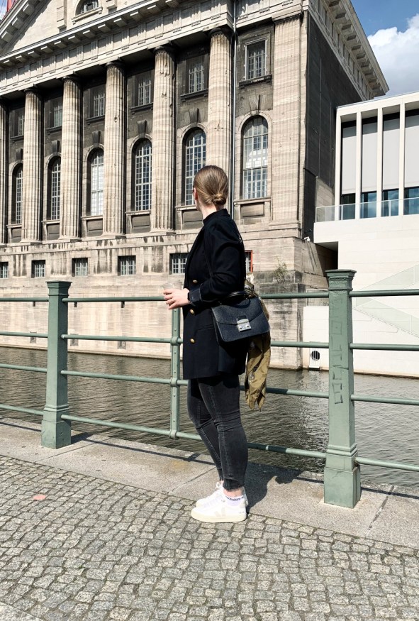 Walk2