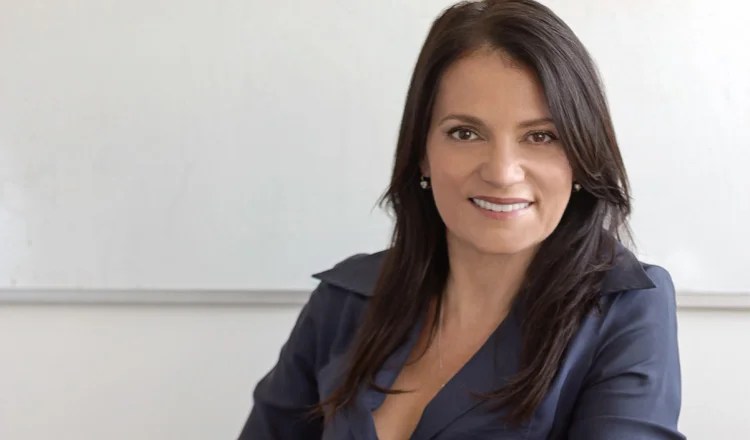 PR Queen Lisa Poulos: 15 Things I Know To Be True1